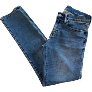 GAP Men’s Slim Denim jeans. 28 w 30 l